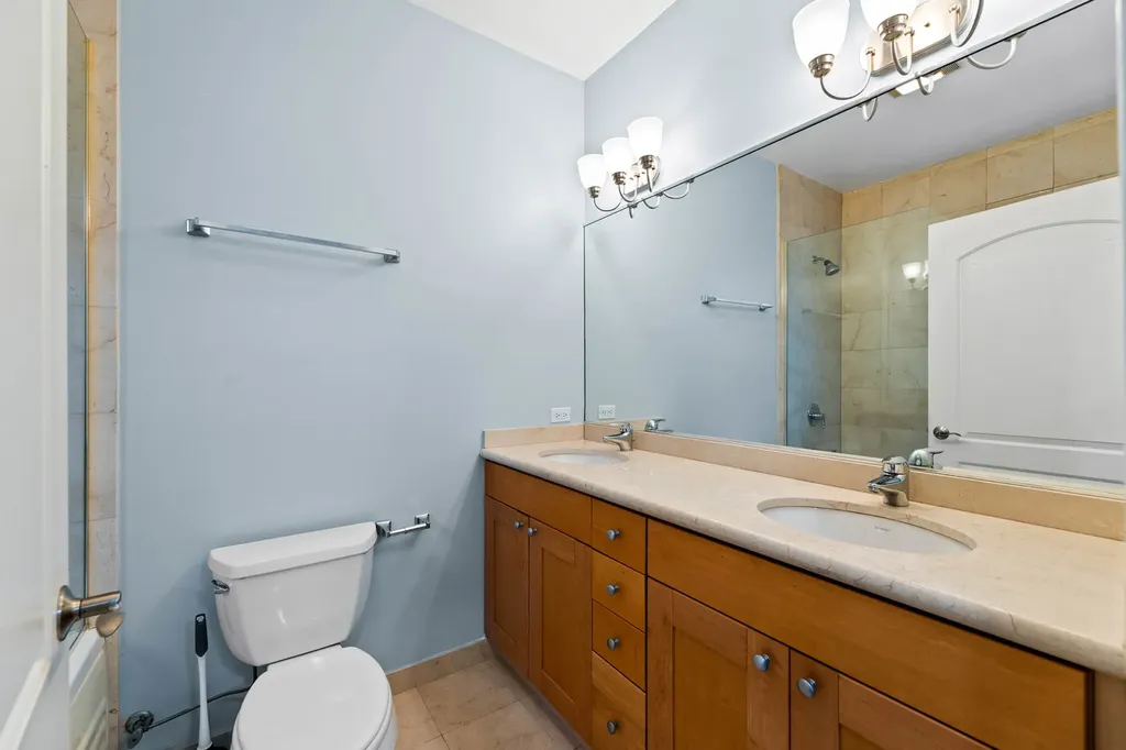 4105 South Drexel Boulevard Chicago IL 60653