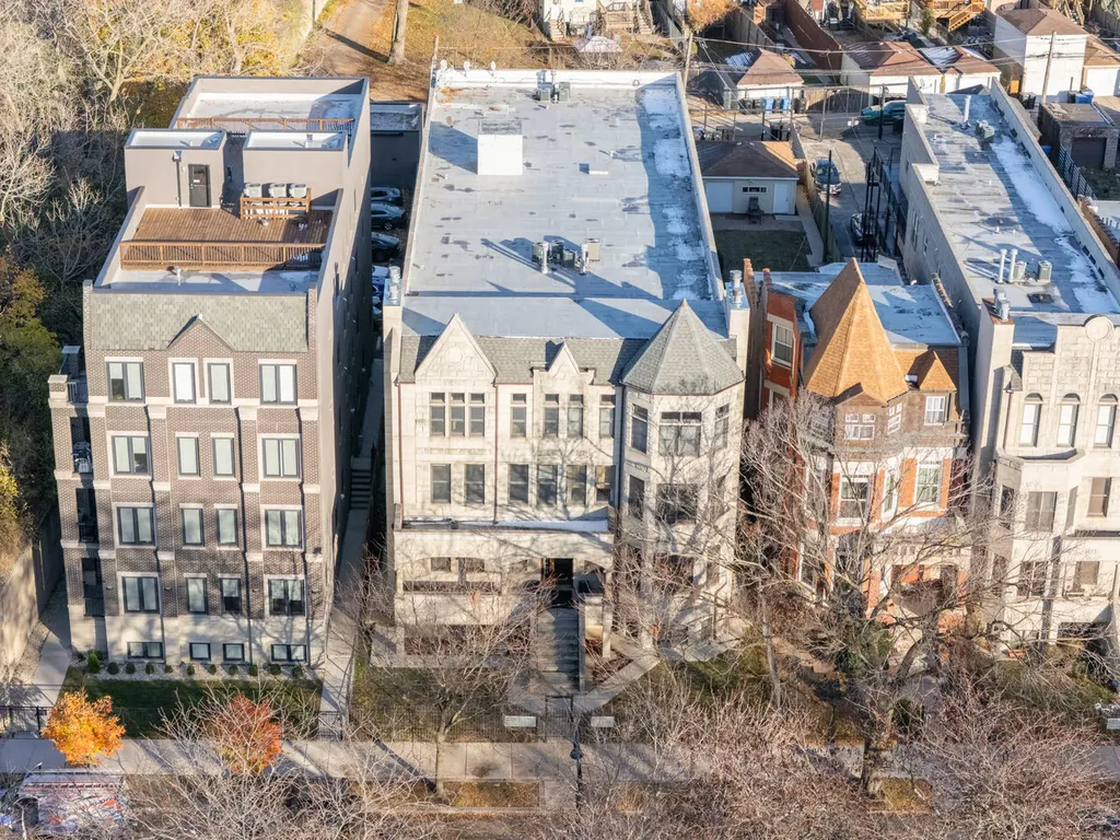 4105 South Drexel Boulevard Chicago IL 60653