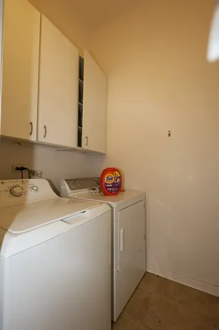 1026 West Roscoe Street Chicago IL 60657