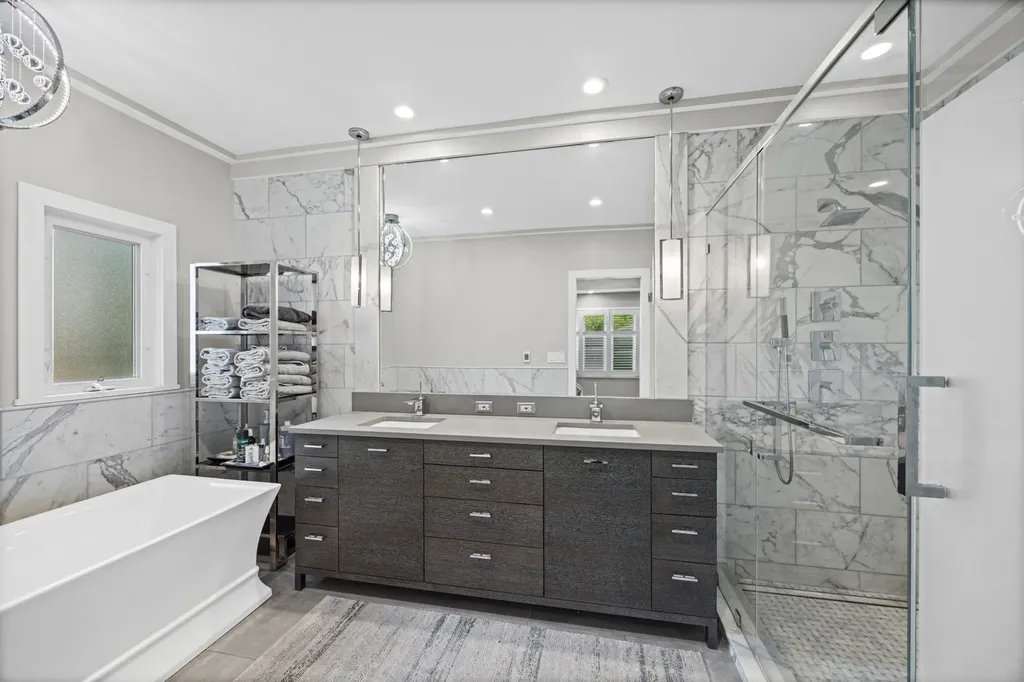 412 Stratford Lane Willowbrook IL 60527