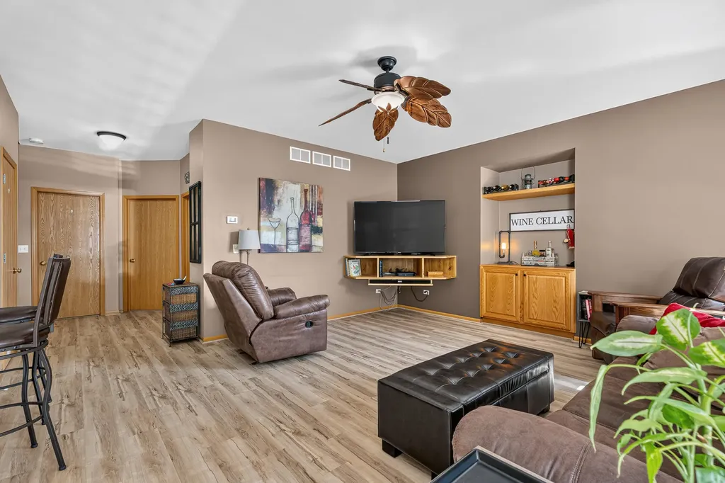 16542 Eastlake Parkway Lockport IL 60441