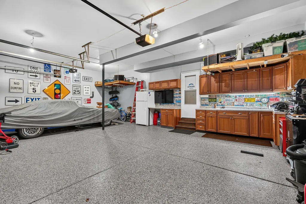 16542 Eastlake Parkway Lockport IL 60441