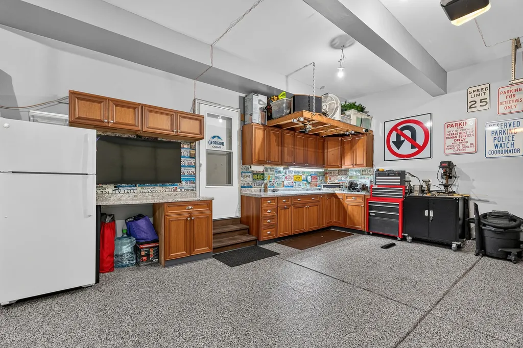 16542 Eastlake Parkway Lockport IL 60441