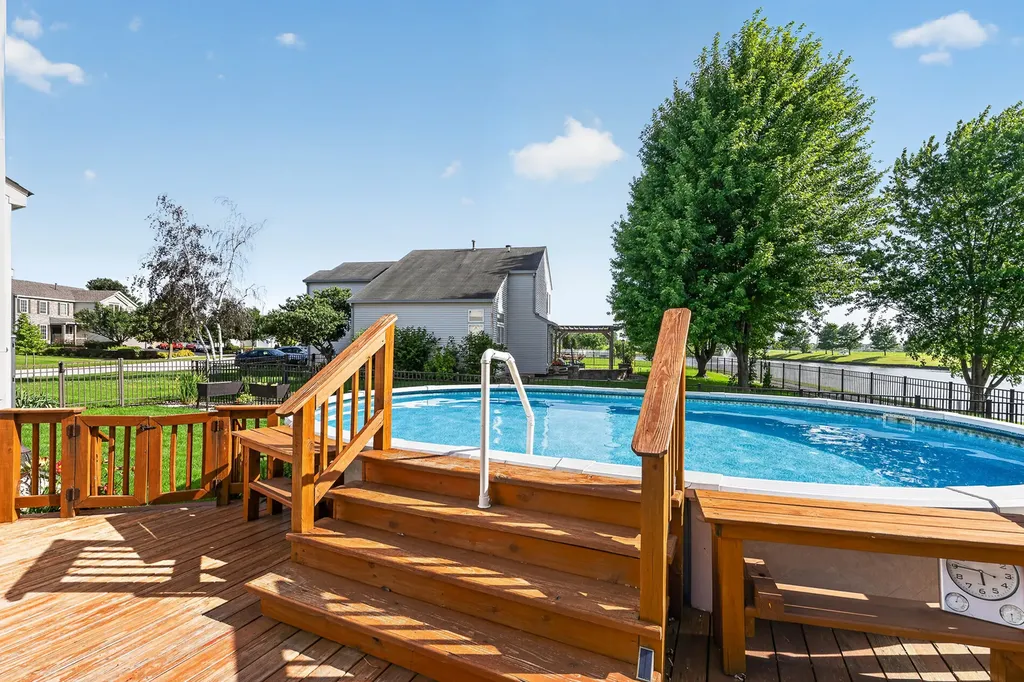 16542 Eastlake Parkway Lockport IL 60441