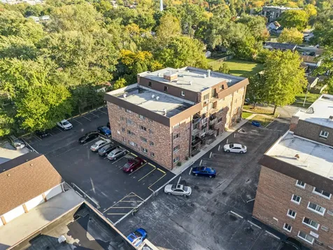7110 West 93rd Place Oak Lawn IL 60453