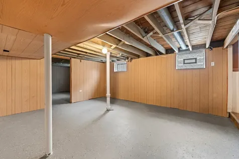13904 South Tracy Avenue Riverdale IL 60827