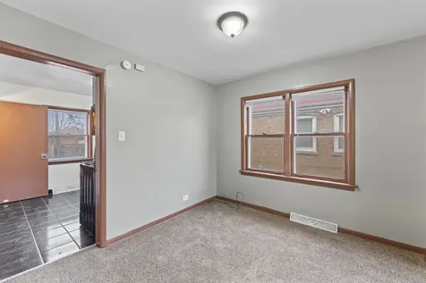 13904 South Tracy Avenue Riverdale IL 60827