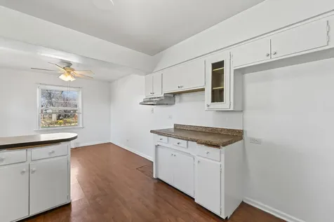 16426 Shirley Court South Holland IL 60473