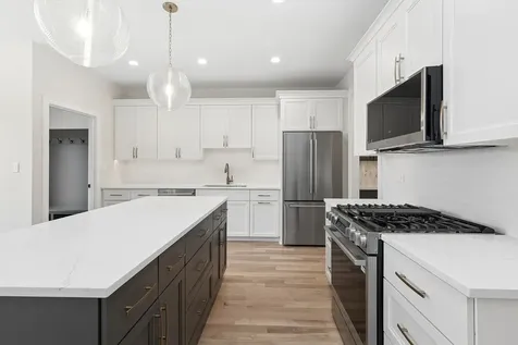 1023 Walter Street Lemont IL 60439