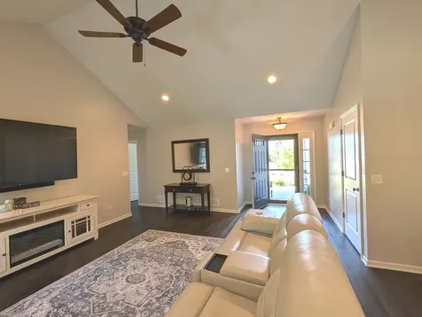 800 East Short Drive Coal City IL 60416
