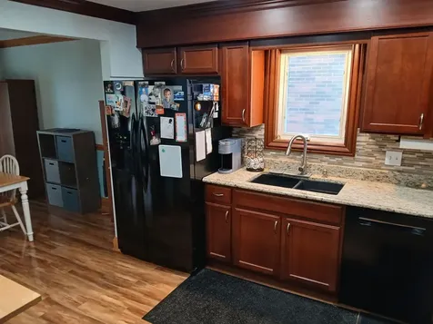 11323 South Roberts Road Palos Hills IL 60465
