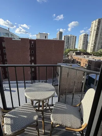 1309 North Wells Street Chicago IL 60610