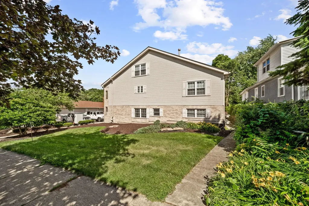 800 Madison Street Lockport IL 60441