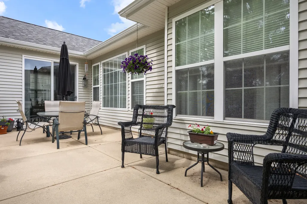 12122 Latham Trail Huntley IL 60142