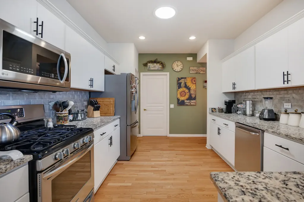 12122 Latham Trail Huntley IL 60142