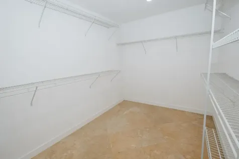 914 West Hubbard Street Chicago IL 60642