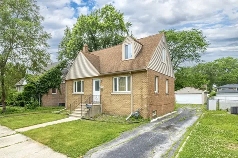17730 Henry Street Lansing IL 60438