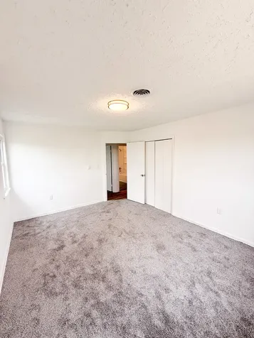 2308 North 2010 East Road Watseka IL 60970