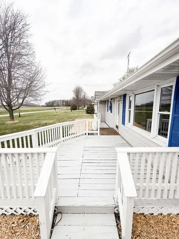 2308 North 2010 East Road Watseka IL 60970
