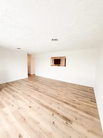 2308 North 2010 East Road Watseka IL 60970