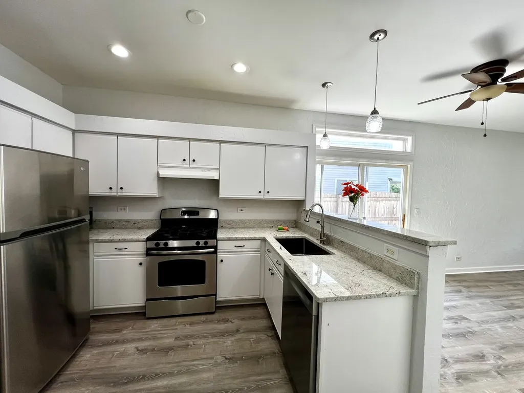 2760 Cedar Glade Drive Naperville IL 60564