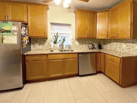 5354 West Byron Street Chicago IL 60641