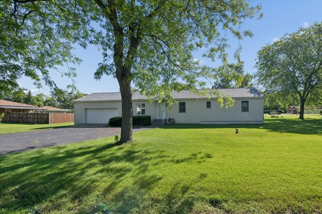 2504 Commonwealth Avenue Joliet IL 60435