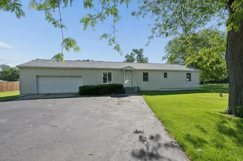 2504 Commonwealth Avenue Joliet IL 60435
