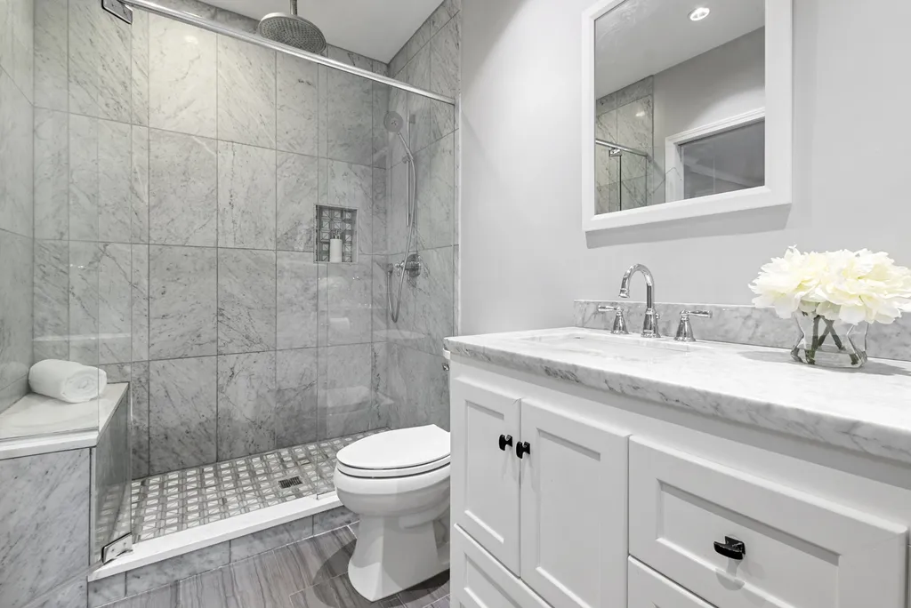 1734 West Pierce Avenue Chicago IL 60622