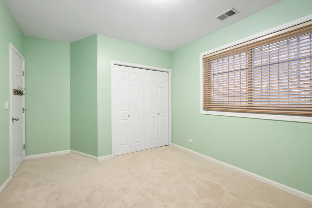 1734 West Pierce Avenue Chicago IL 60622