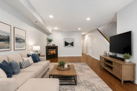 1734 West Pierce Avenue Chicago IL 60622