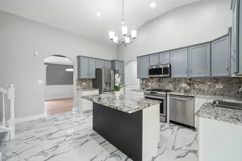 16507 Union Avenue Harvey IL 60426
