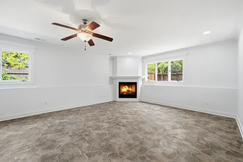 16507 Union Avenue Harvey IL 60426