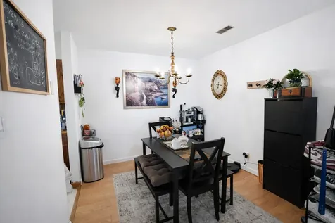 1486 Stonebridge Circle Wheaton IL 60189