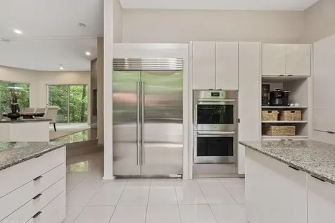 2 Dunsinane Lane Bannockburn IL 60015