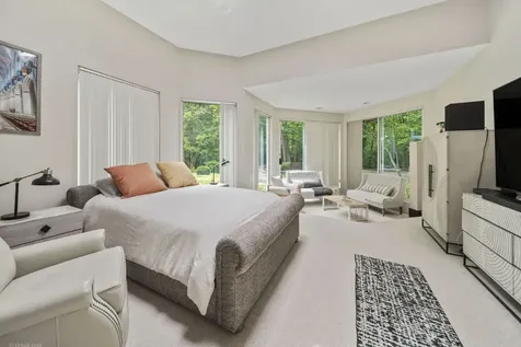 2 Dunsinane Lane Bannockburn IL 60015
