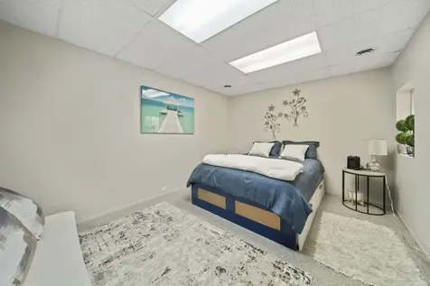 2 Dunsinane Lane Bannockburn IL 60015