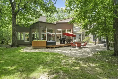 2 Dunsinane Lane Bannockburn IL 60015