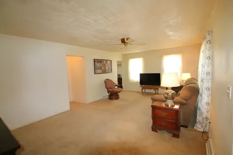 712 East Hurlbut Avenue Belvidere IL 61008