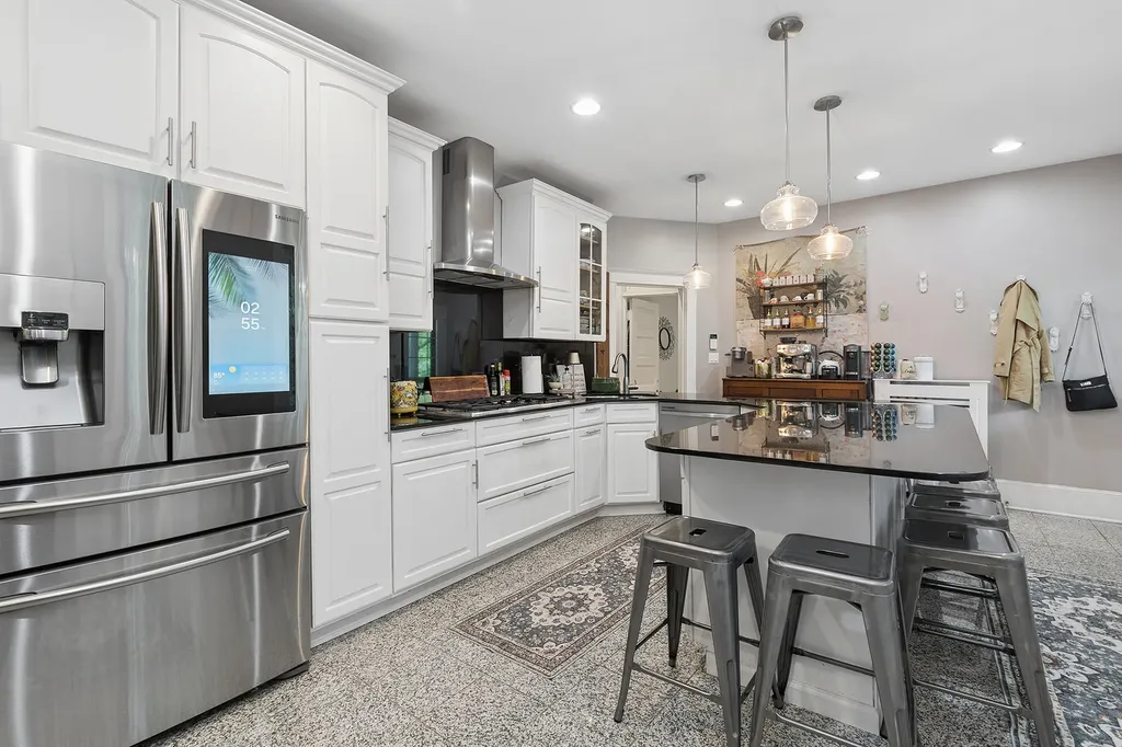 5738-40 South Kenwood Avenue Chicago IL 60637