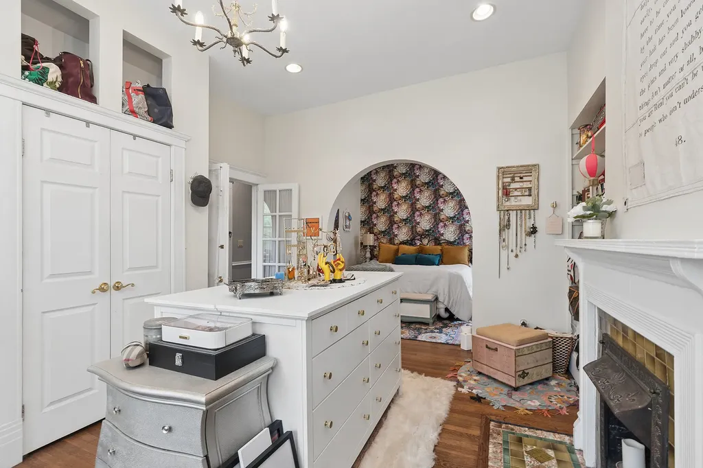 5738-40 South Kenwood Avenue Chicago IL 60637