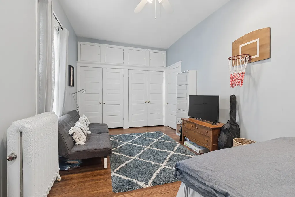 5738-40 South Kenwood Avenue Chicago IL 60637