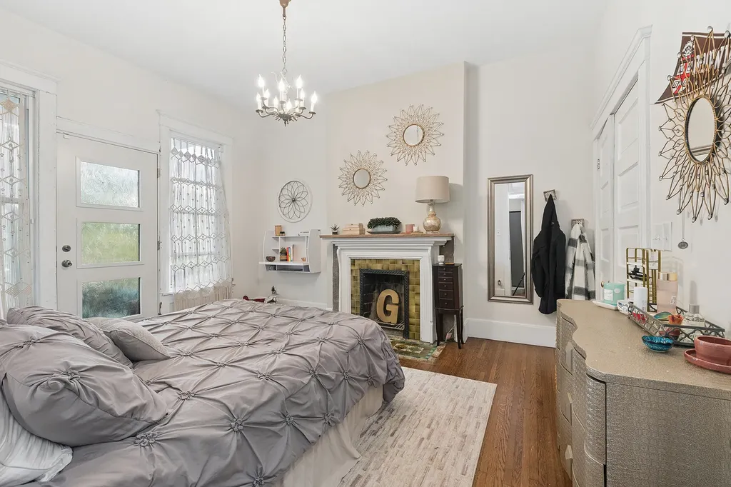 5738-40 South Kenwood Avenue Chicago IL 60637