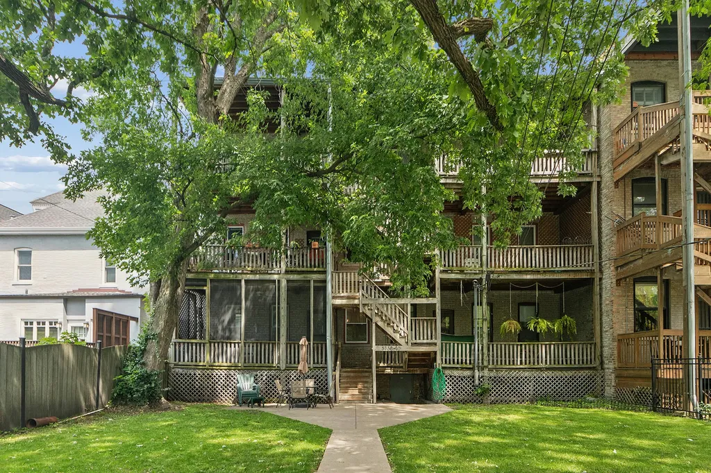 5738-40 South Kenwood Avenue Chicago IL 60637