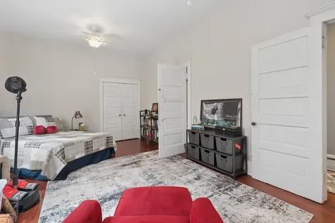 5738-40 South Kenwood Avenue Chicago IL 60637