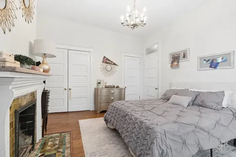 5738-40 South Kenwood Avenue Chicago IL 60637