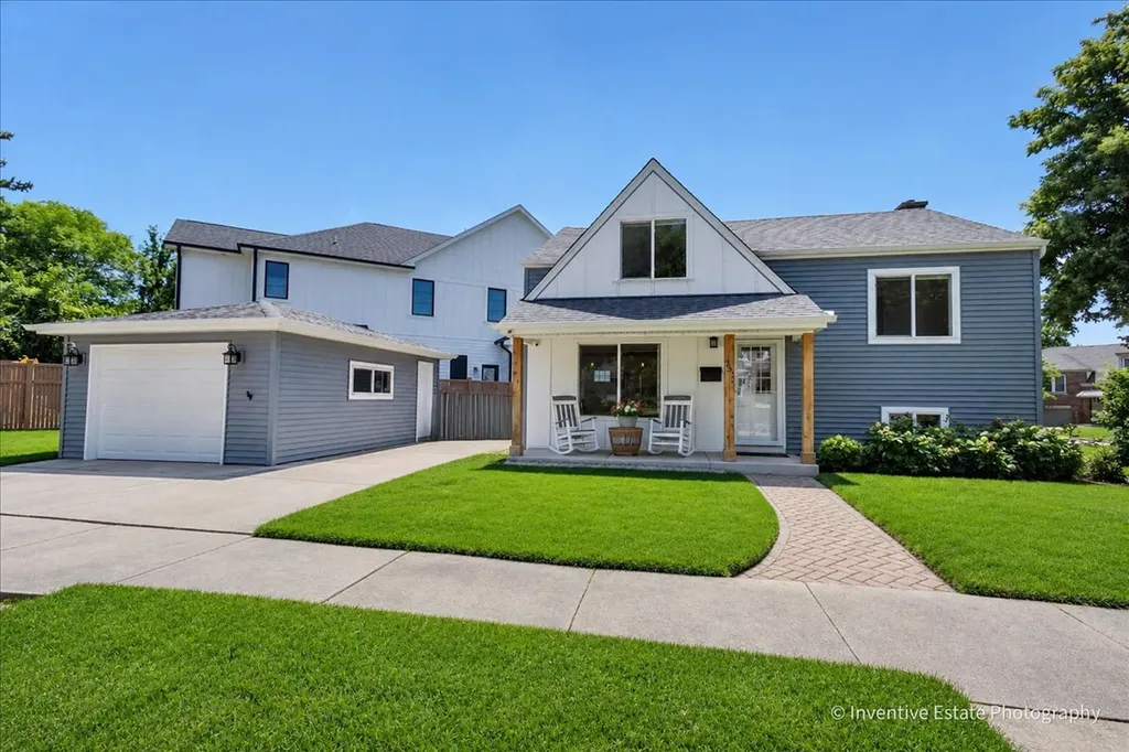 331 West Hillside Avenue Elmhurst IL 60126