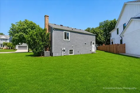 331 West Hillside Avenue Elmhurst IL 60126