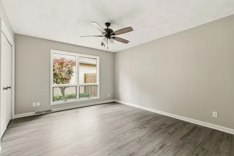 3362 Park 16th Street Moline IL 61265