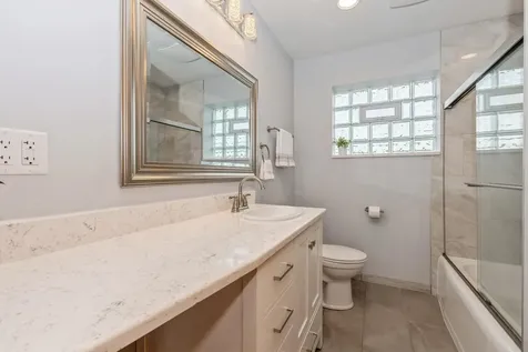 8108 North Oriole Avenue Niles IL 60714